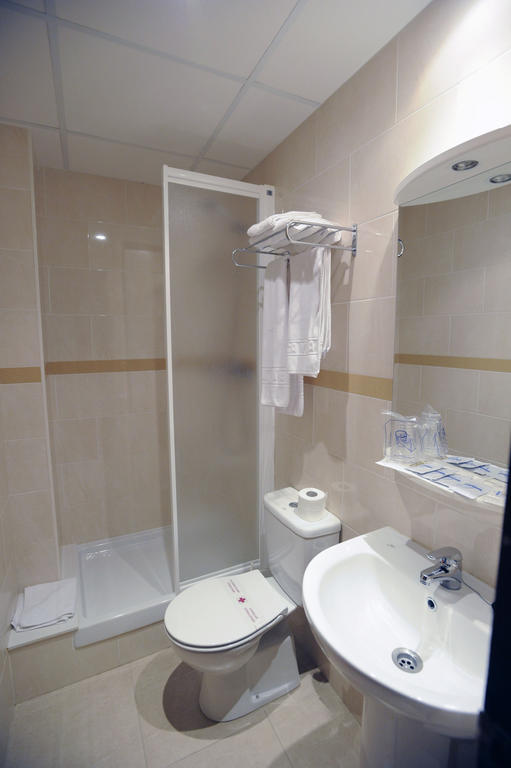 Hostal Can Marines Sant Carlos de la Ràpita Værelse billede